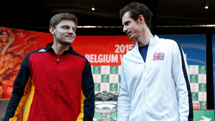 Belgický reprezentant David Goffin a britský hráč Andy Murray pred finále Davisovho pohára.