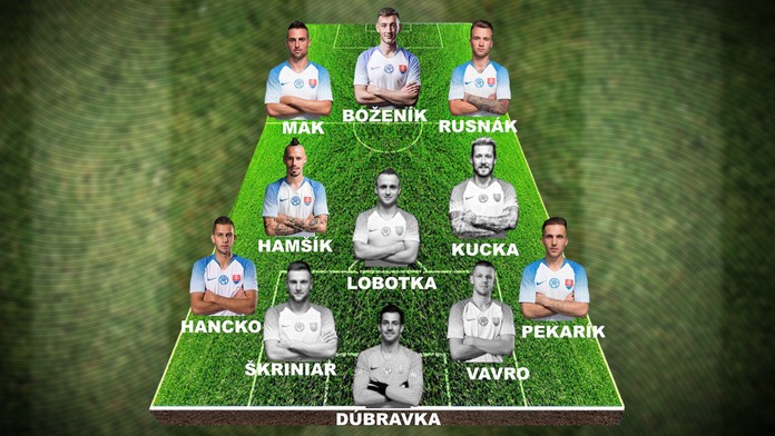 Zľava Ondřej Palát a Brayden Point z Tampy oslavujú gól proti Torontu.