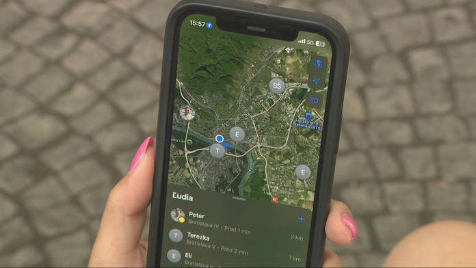 Zdieľate svoju polohu cez mobil s rodinou alebo priateľmi? Zahlasujte v našej ankete