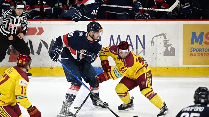 Matej Giľák, Jakub Minárik, Jozef Baláž a Brendan Ranford v zápase 17. kola Tipos extraligy