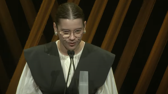 Slovenka Rebeka Bizubová si prevzala strieborného študentského Oscara za film Spoveď