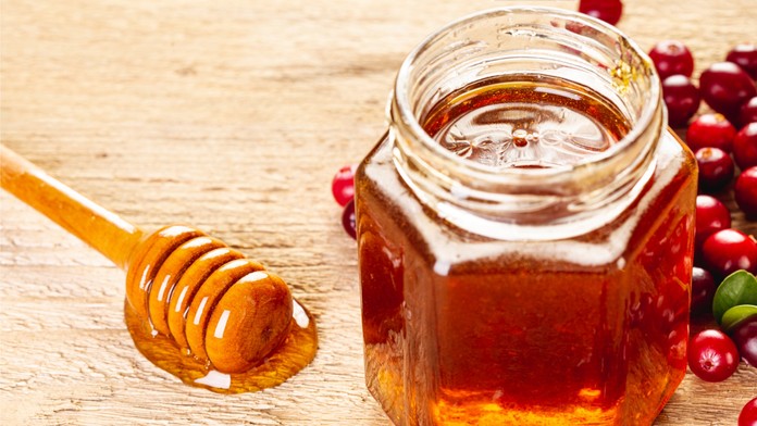 Vzácny „šialený“ med, ktorý navodí eufóriu, ale môže aj zabíjať. Kilogram stojí neuveriteľnú sumu