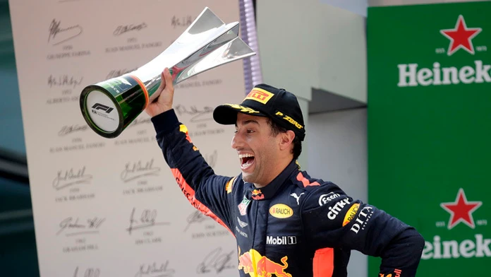 Daniel Ricciardo vyhral VC Číny.