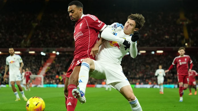 Nováčik zaskočil Manchester City a pomohol Arsenalu. Zaváhal aj Liverpool či Tottenham
