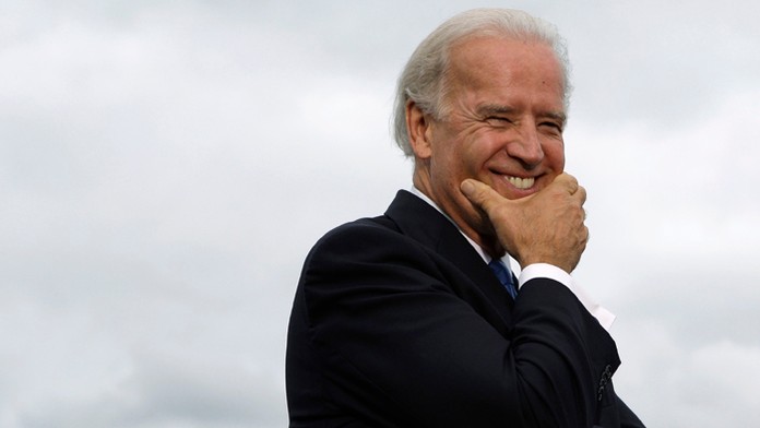 Trumpa vyzvali, aby uznal porážku a začal s odovzdávaním moci.