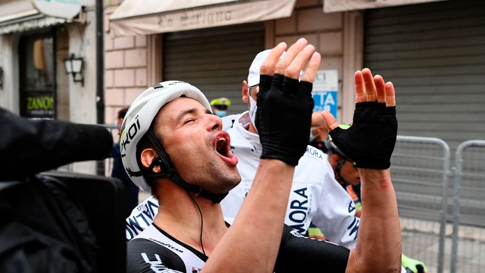 Víťaz 15. etapy Giro d'Italia Victor Campenaerts.