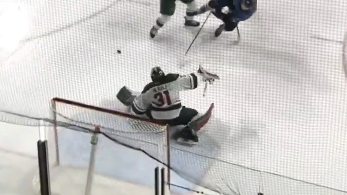 VIDEO: Samuel Hlavaj sa pred MS dostáva do skvelej formy. V zámorí predviedol neuveriteľný zákrok