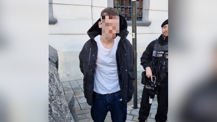 Mladíka zadržala polícia.