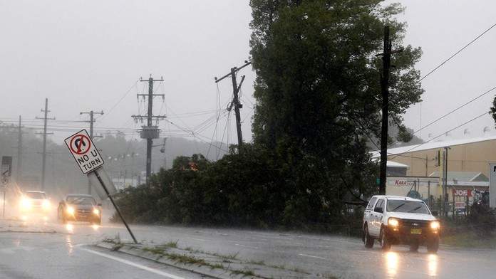 Juhovýchod Austrálie vrátane mesta Sydney zasiahla tento týždeň silná búrka, ktorá ničila domy a zaplavila niektoré tamojšie kom