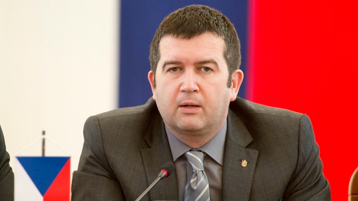 Jan Hamáček na archívnej snímke.