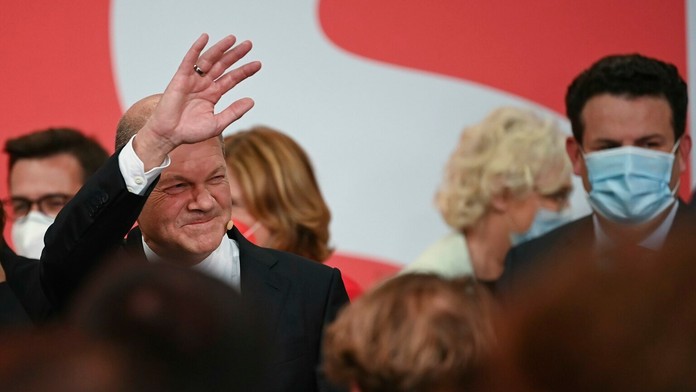 Kandidát Sociálnodemokratickej strany Nemecka (SPD) a minister financií Olaf Scholz