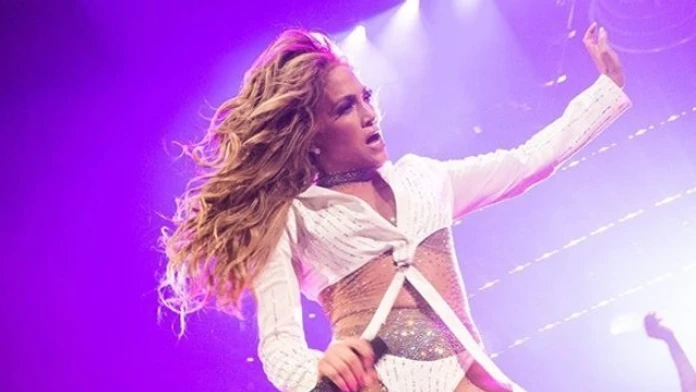 Gizem Karaca pátrala po svojom stretenom psíkovi