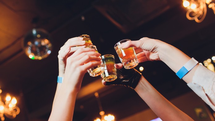 Rebríček obľúbených európskych liehovín. Dostala sa doň aj naša borovička