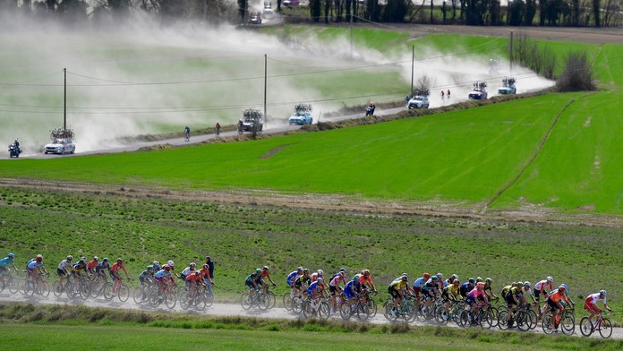 Sagan sa dnes predstaví na veľmi populárnych pretekoch. Toskánske štrkové cesty ponúknu drámu