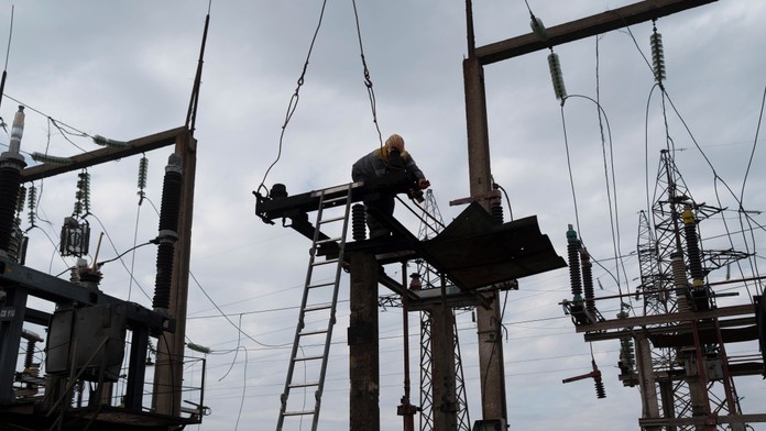 Posun v mierových snahách vo vojne na Ukrajine: Moskva aj Kyjev zastavili útoky na energetickú infraštruktúru