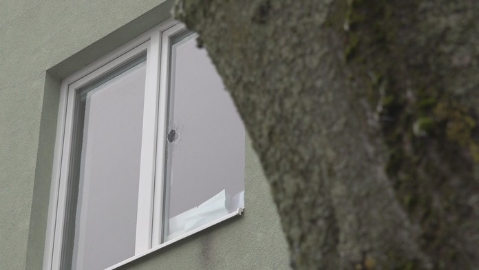 Alpská lyžiarka Federica Brignoneová reaguje v cieli obrovského slalomu v Sestriere.