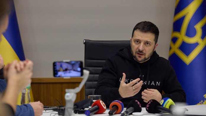 Biden telefonoval so Zelenským, prisľúbil ďalšiu podporu Ukrajine