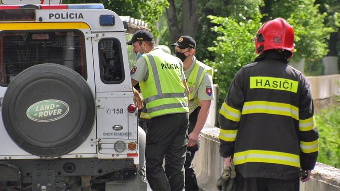 Obyvateľov Tatranskej Lomnice vystrašila bombová hrozba. Pre vyhrážky museli evakuovať hotel