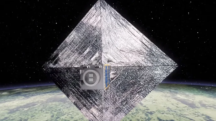 Satelit RemoveDEBRIS.