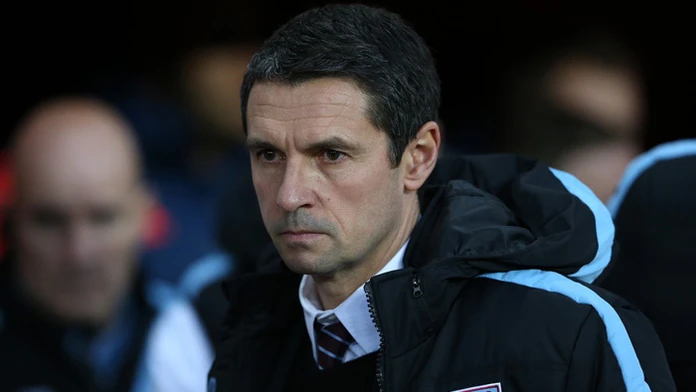 Tréner futbalistov Aston Villy Remi Garde.
