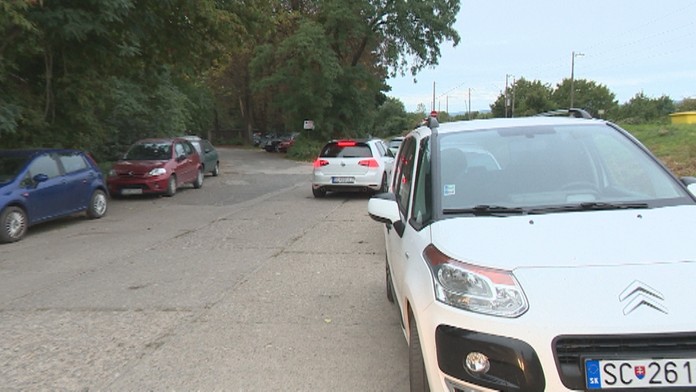 Trosky z vraku lietadla Etiópskych aerolínií.