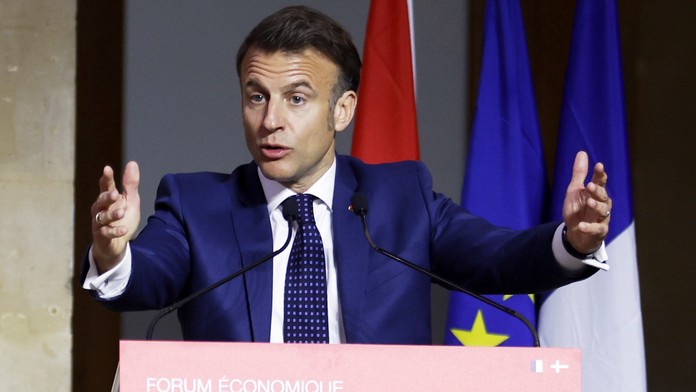 Na snímke francúzsky prezident Emmanuel Macron.