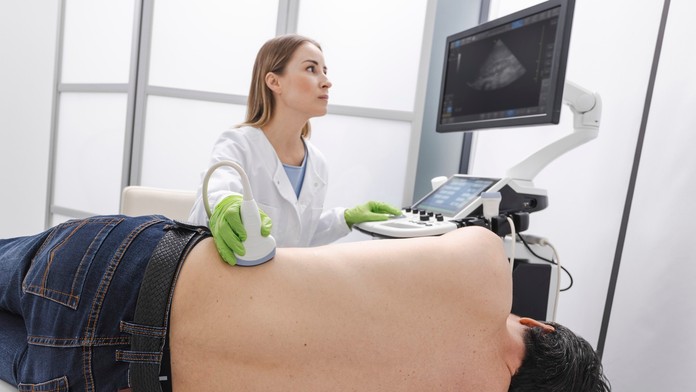 Príznaky sa dostavia až v pokročilom štádiu. Vzostup druhu rakoviny, ktorý útočí aj na mladých, sa spája s bežným liekom