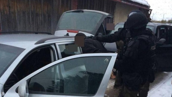 Muž skončil v rukách polície.