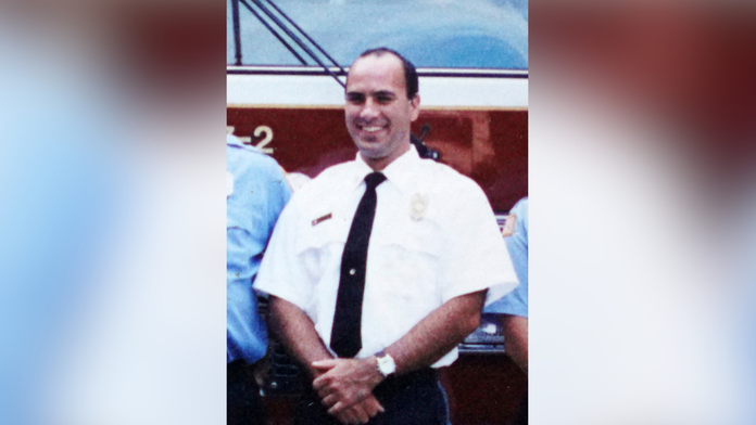 Zomrel ako hrdina. Dobrovoľný hasič chránil svoju rodinu vlastným telom počas atentátu na D. Trumpa