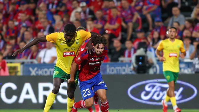 Po mnohých odchodoch Žilina predĺžila zmluvu s dôležitým hráčom. Adang: Som hrdý, že môžem zostať v tíme