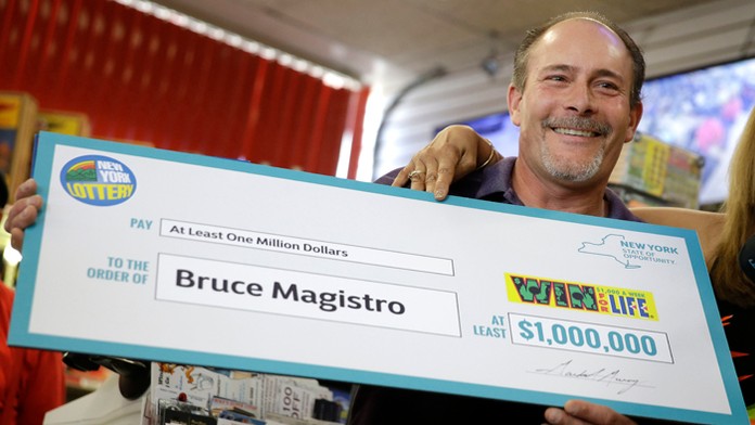 Bruce Magistro vyhral v lotérii po druhýkrát.
