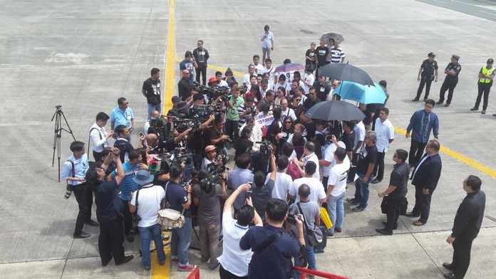 Slovenský vládny špeciál s telom zosnulého Filipínca pristál v Manile