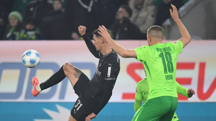 Wolfsburg s Vavrom deklasoval súpera, prekvapenie sa zrodilo na úkor Borussie Dortmund