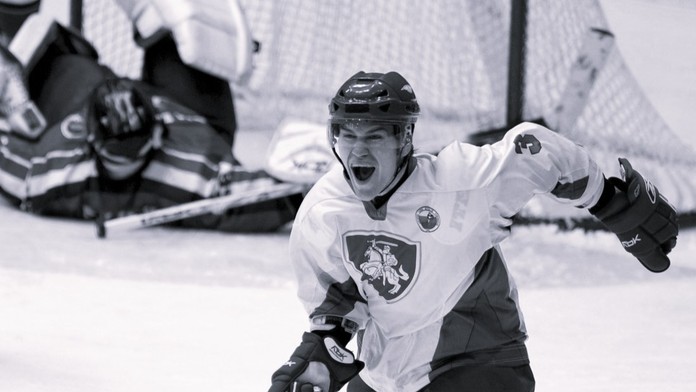 Obrovská tragédia. Legendárny hokejista po skoku z mosta prišiel o život