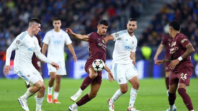 V utorok hral proti Slovanu, v septembri mal opletačky s políciou. Hráča City obvinili z incidentu v nočnom klube