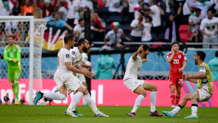 Ďalší šok v Katare. Irán dvakrát udrel v nadstavenom čase a Wales teraz musí vyhrať nad Anglickom