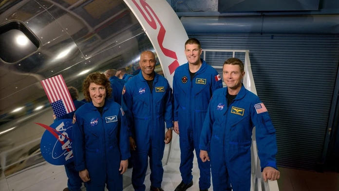 Návrat astronautov na Mesiac sa odkladá