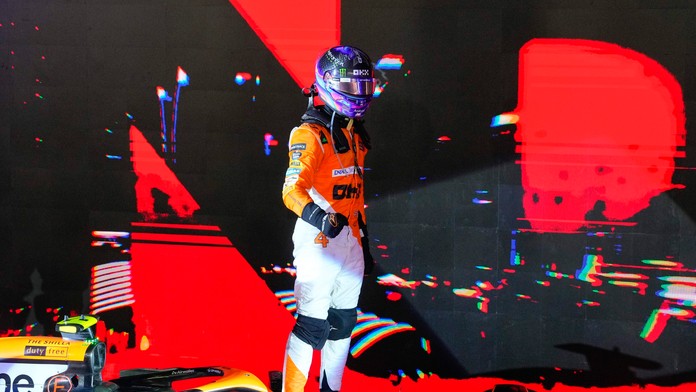 Nikomu nedal šancu. Suverénny Norris triumfoval v Singapure