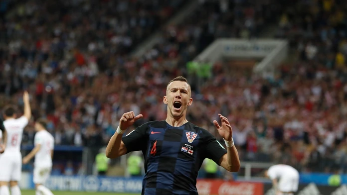 Chorvát Ivan Perišič počas semifinále MS 2018.