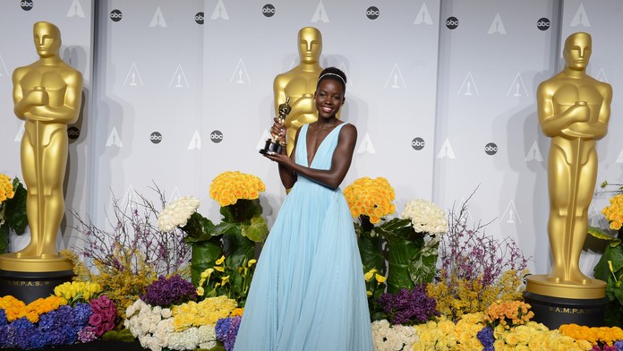 Lupita Nyong'o získala v roku 2014 Oscara za najlepšiu herečku vo vedľajšej úlohe za film 12 rokov otrokom.