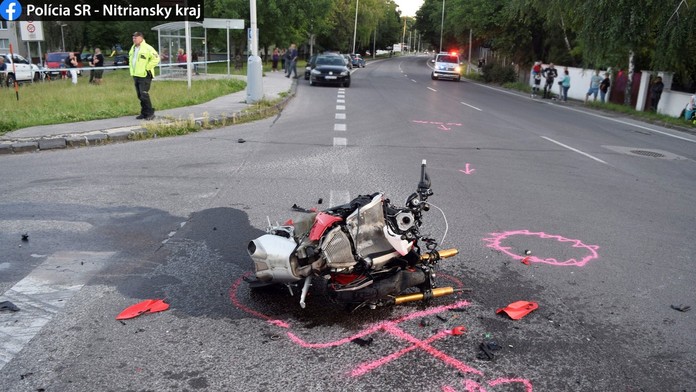 Motocykel po nehode.