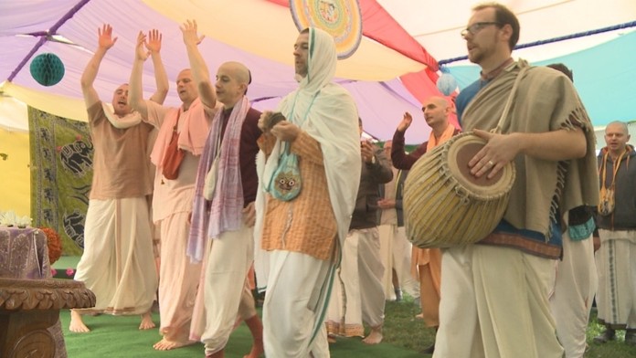 0311_Tvoja_tvar_znie_povedome_03_11_P40_Ne_20_30__12.mp4