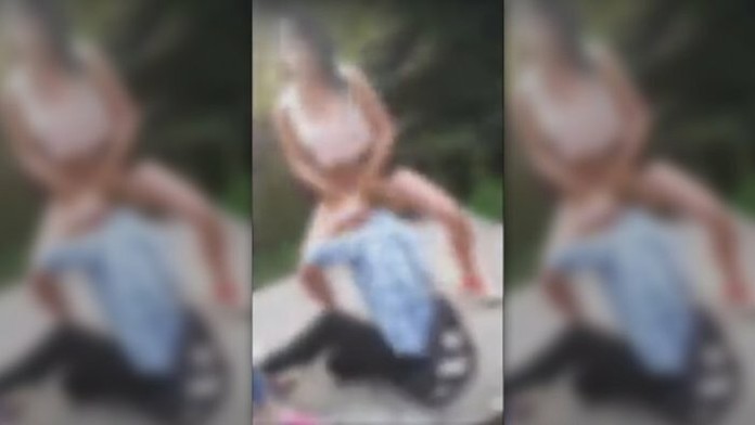 Nechutná šikana dievčat na východe Slovenska