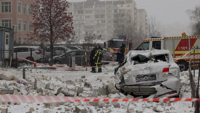 Po ruských útokoch budú tisíce rodín v Kyjeve dva mesiace bez kúrenia