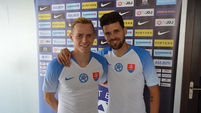 Ondrej Duda a Michal Ďuriš v nových dresoch.