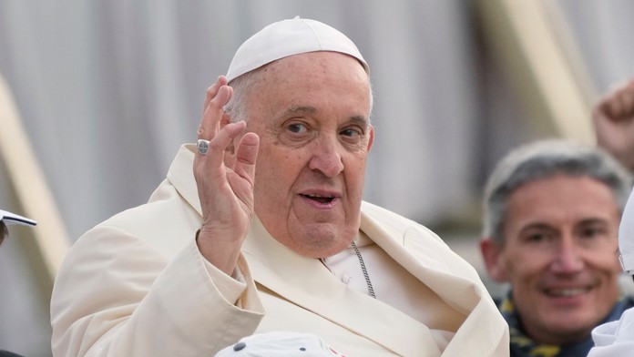 Pápež sa nezúčastní na krížovej ceste v Koloseu. V Ríme je totiž mimoriadne chladné počasie