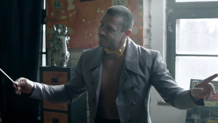 Robert Rosenberg v reklame na energetický nápoj