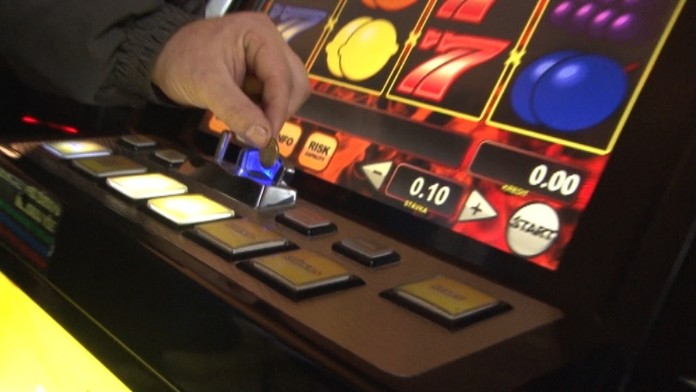 V obci pri Považskej Bystrici automaty nechcú