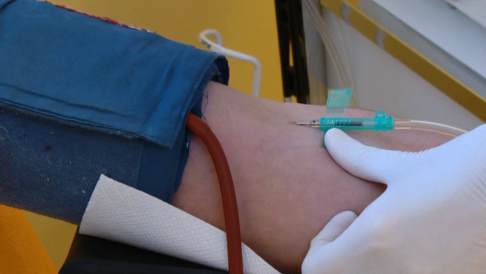 Odber krvi (ilustračná snímka)