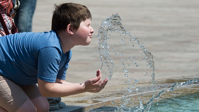 Počas týchto dní prežívajú Slováci vysoké teploty na celom území republiky. 